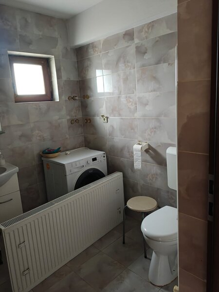 Prelungirea Ghencea Vand ap 3 cam spatios 80m D. Taberei str Ghindari