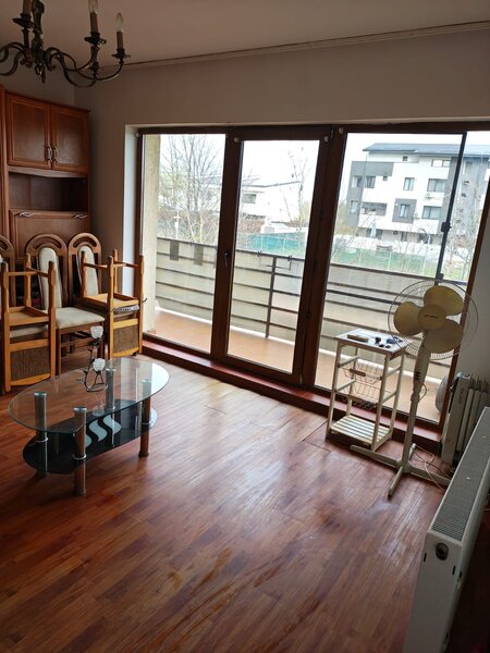 Prelungirea Ghencea Vand ap 3 cam spatios 80m D. Taberei str Ghindari